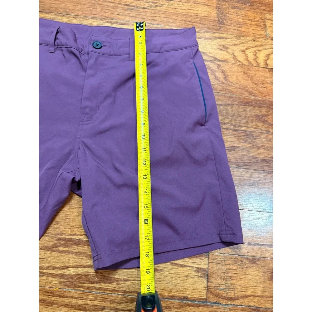 TravisMathew Mens burgandy Performance Golf Shorts Size 33  Activewear